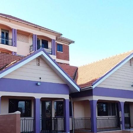 Sakura 2BR1B Kampala Exterior foto