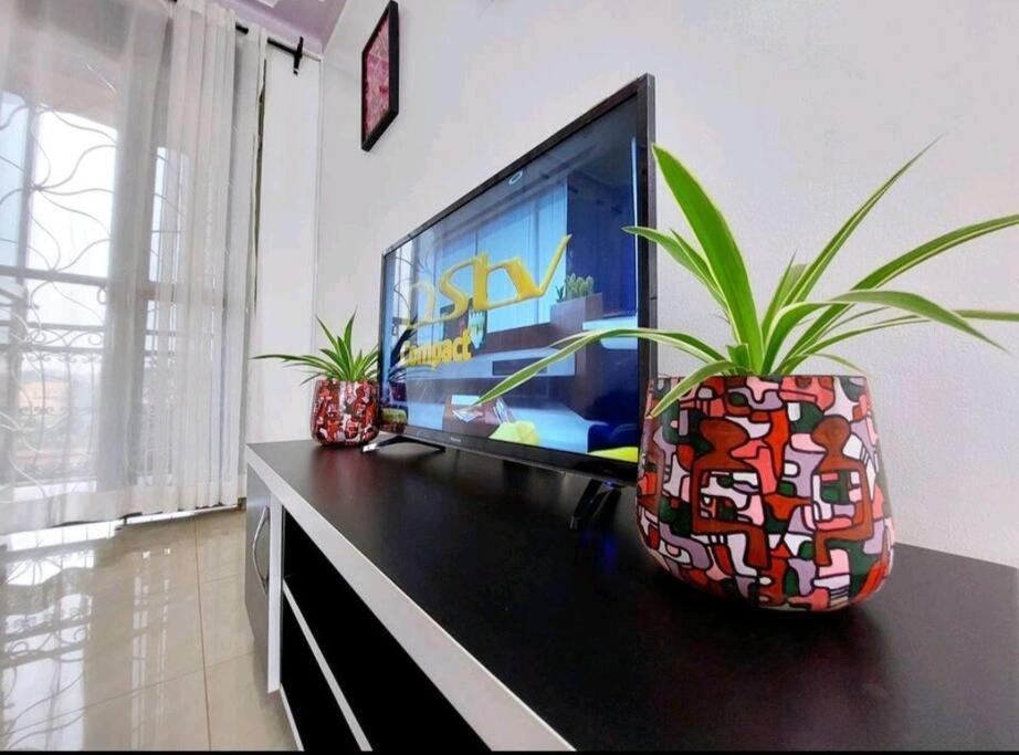Sakura 2BR1B Kampala Exterior foto
